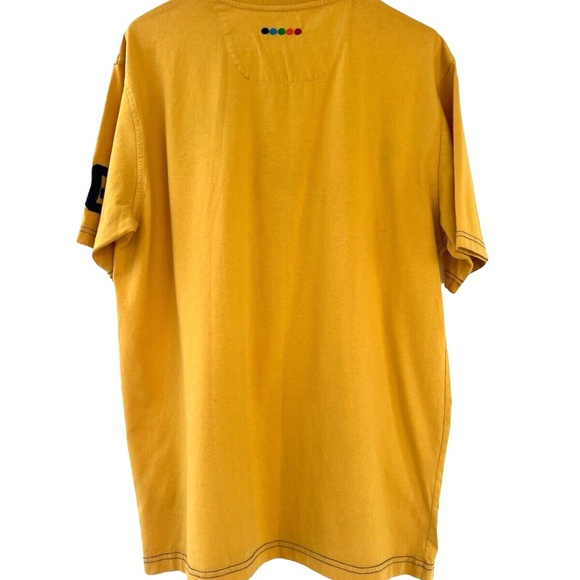 Coogi Australia Since 1969 Embroidered Kangaroo & Flag Yellow V Neck T Shirt - Picture 3 of 7